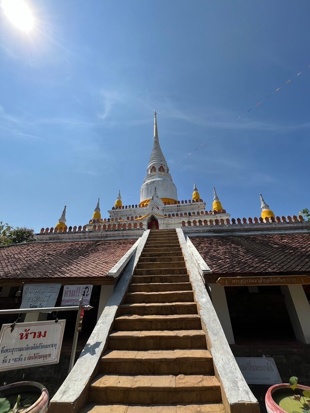 Wat Pha Kho2.jpg