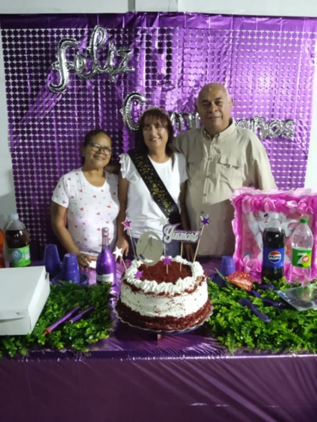 con mi esposa y cumpleañera 91.jpg