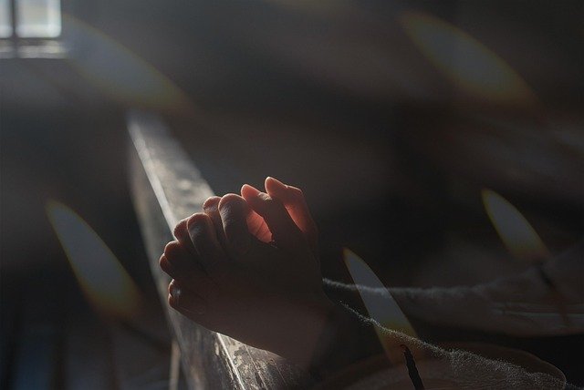 prayer-6764197_640.jpg