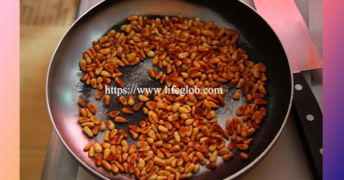 Pine nuts 3.jpg