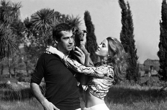 Roger_Vadim_and_Jane_Fonda_(Rome,_1967).jpg