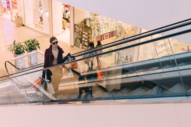 Stair in the shopping mall.jpg