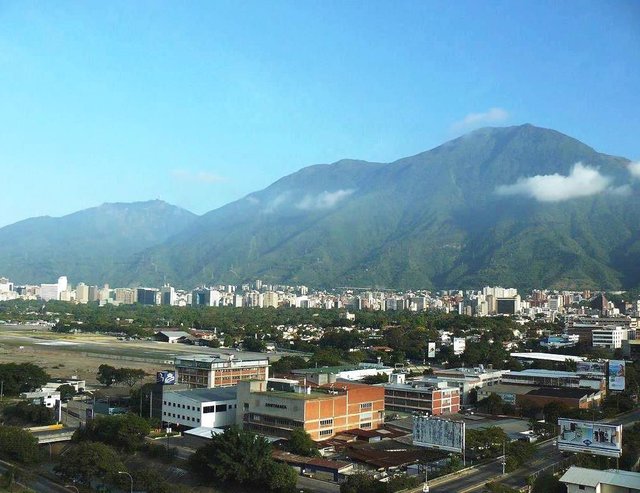 Caracas avi.jpg