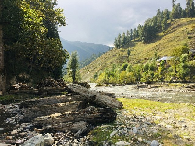 Neelum Valley.jpg