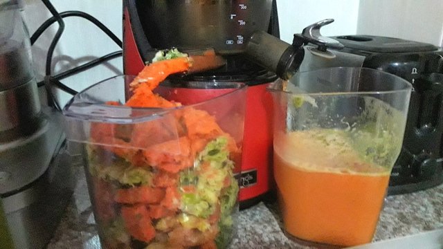 Green and Orange Juice Recipe!