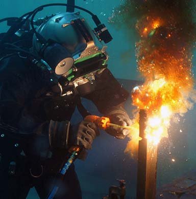 underwater-welder.jpg
