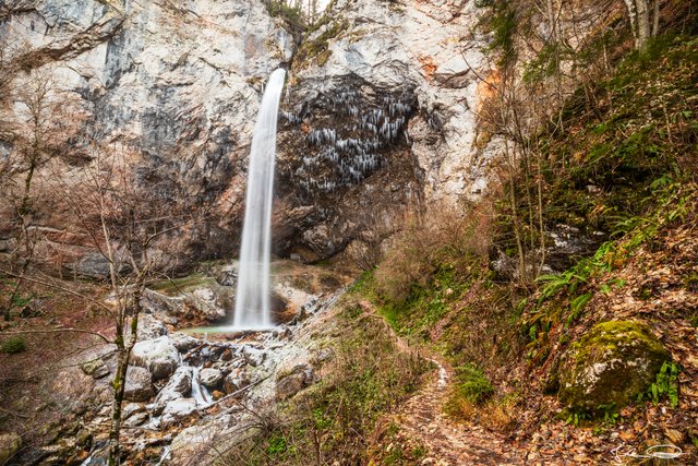 2018-12-01-Wildenstein-Waterfall-05.jpg