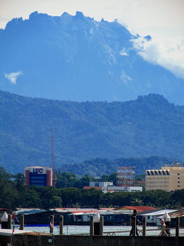 gunung.jpg