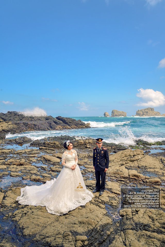 Foto Prewedding Perwira Polisi di Pantai Siung Jogja Fotografer Prewed Yogyakarta AA23.jpg