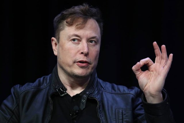 Elon-Musk-founder-and-chief-engineer-of-SpaceX-1024x683.jpg