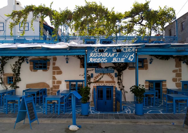 restaurant rodos blue.jpg