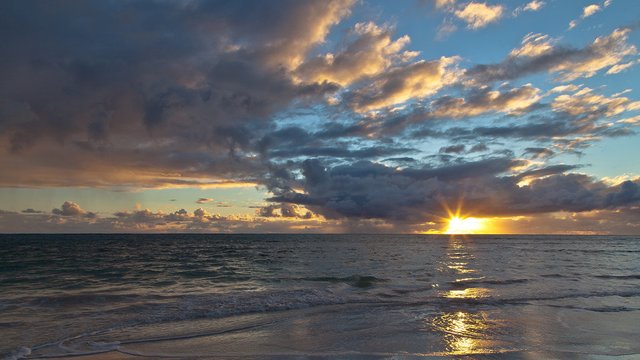 14802785116-cervantes-beach-sunset (FILEminimizer).jpg