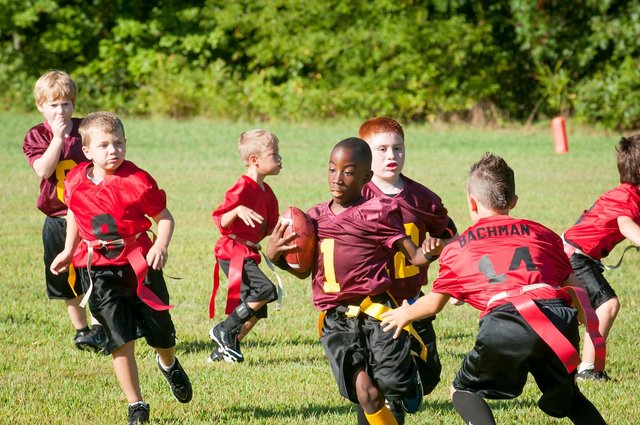 flag-football-551566_1280.jpg