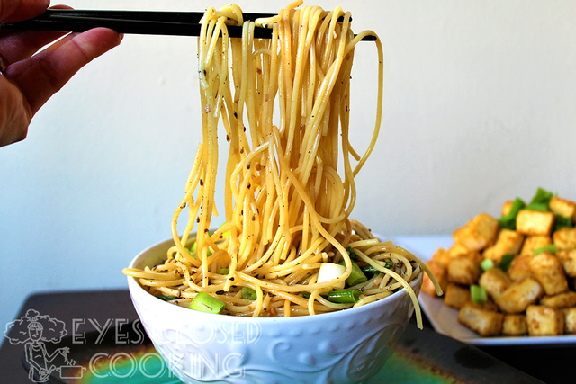 EyesClosedCooking-ToastedSesameNoodles---04.png