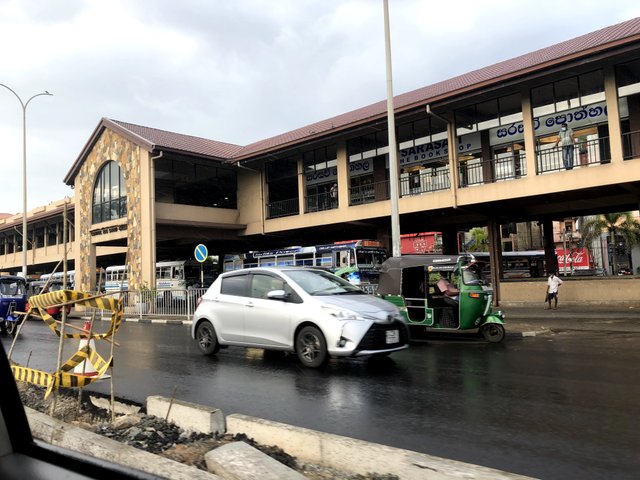 galle new bus station building.jpg