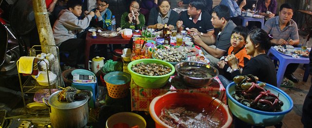 hanoi-vietnam-street-food.jpg