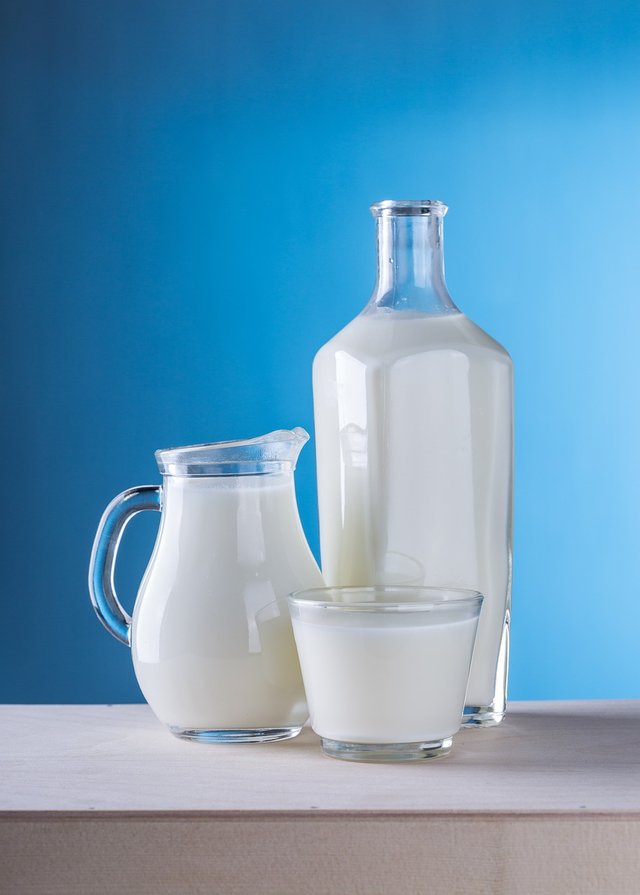 milk-1887234_1280.jpg