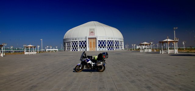 moto infront of temple.jpg