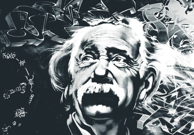 einstein-2197302_1920.jpg