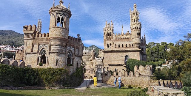 Castillo Colomares.jpg