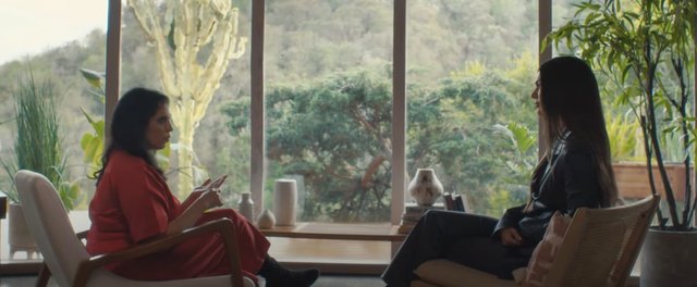 kendall-jenner-therapist-anxiety-vogue-video.jpg