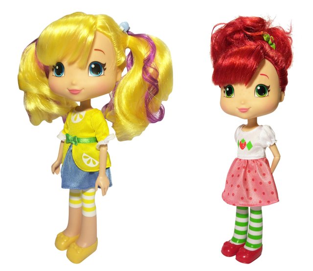 strawberry-shortcake-styling-dolls.jpg