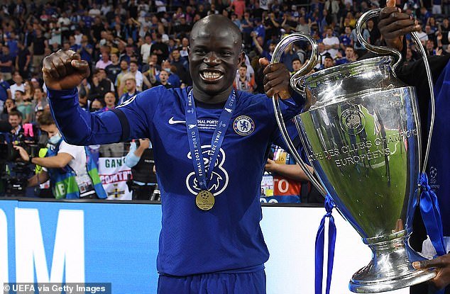 43629849-9634859-N_Golo_Kante_left_celebrates_winning_the_Champions_League_after_-m-57_1622401396772.jpg