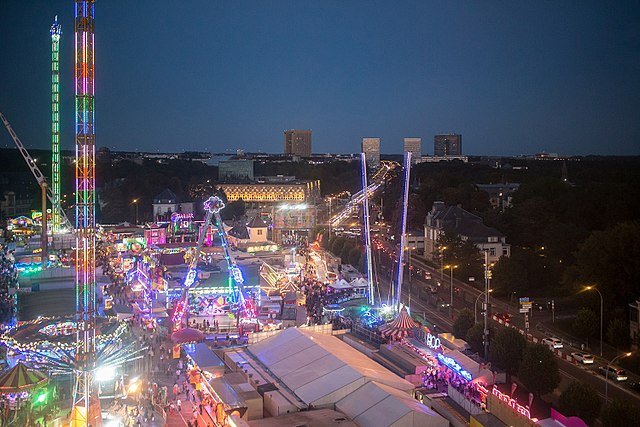 640px-Schueberfouer_Luxembourg.jpg