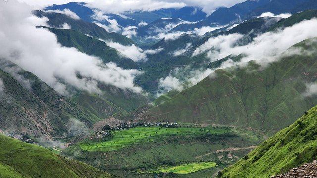 beautiful-village-in-the-annapurna-region (1).jpg