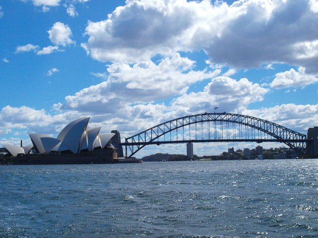 sydney-105681_1280.jpg