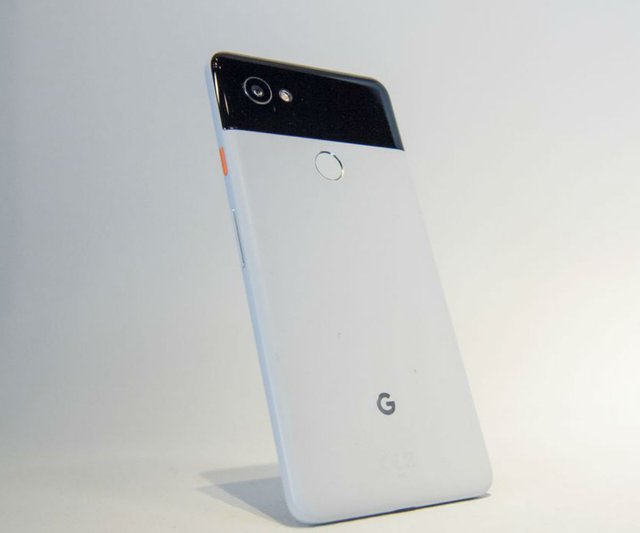 pixel-2-bloomberg-fbfeed.jpg