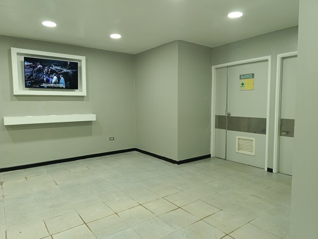1000912840.jpg