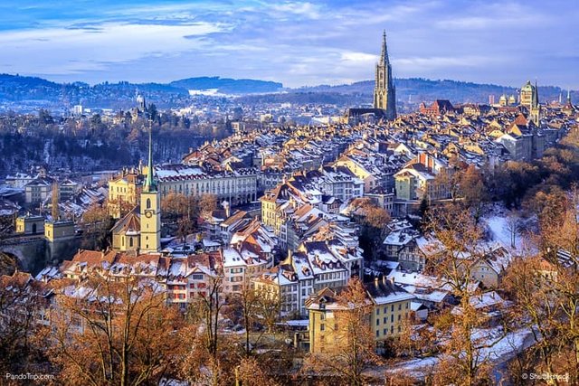 Old-Town-of-Bern-in-winter.jpg