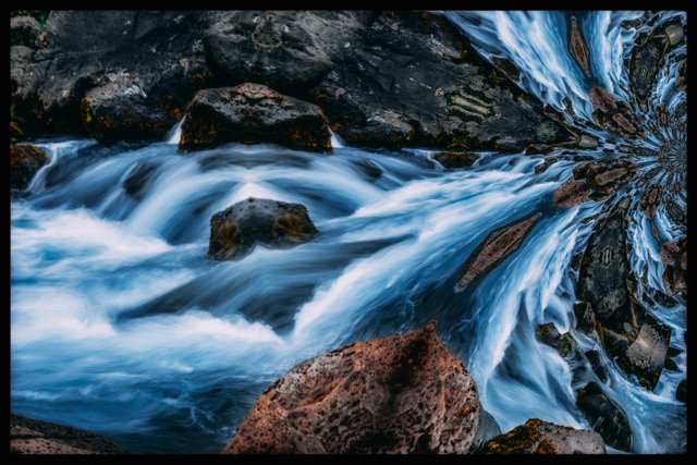 boulder-creek-flow-831085_mirror-01.jpeg