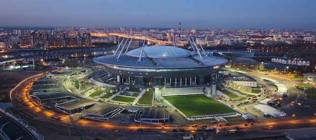 Zenit Arena w Petersburgu.jpg