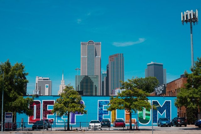 The Best Deep Ellum Murals In Dallas Tx Deep Ellum Sign