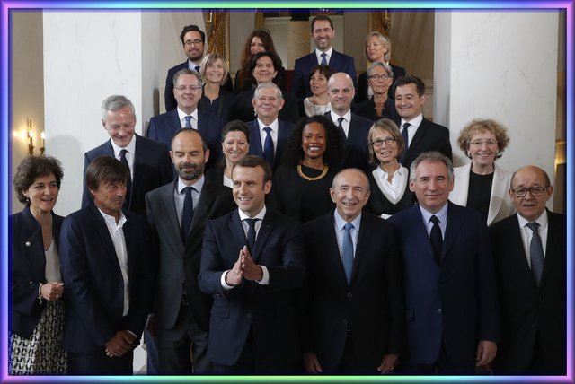 gouvernement_philippe_philippe_wojazer.jpg