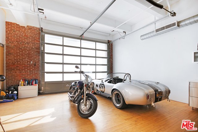 car-lovers-loft-dtla-arts-district2.jpg