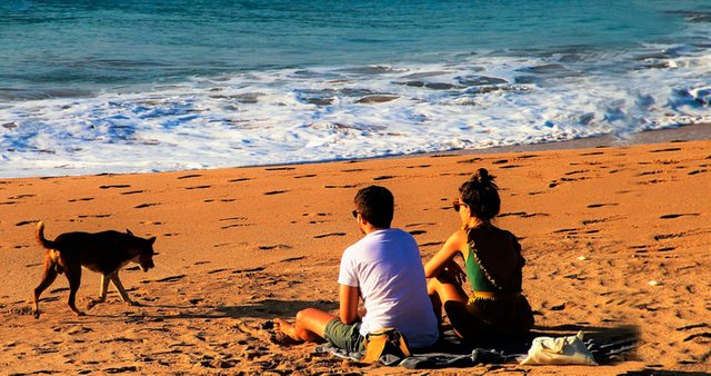 pareja-playa.jpg