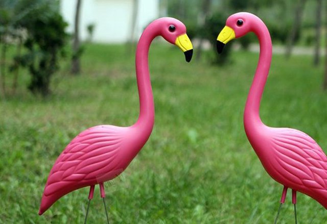 2-pairs-plastic-bright-flamingo-garden-ornaments-fountain-yard-and-lawn-art-ornament-wedding-ceremony-4.jpg