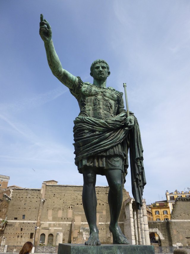 julius-caesar-626422_1920.jpg