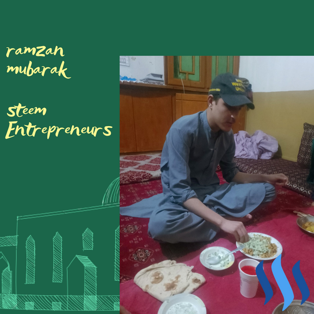 Green Minimal  Ramadan Mubarak Instagram Post .png
