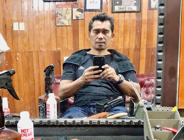 LGS Hair Cut_01.jpg