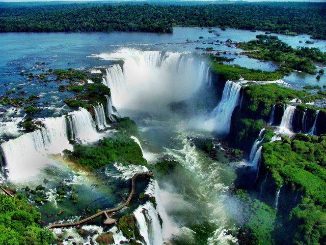 imagen-aerea-cataratas-del-iguazu.jpg