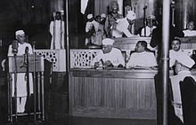 220px-Jawaharlal_Nehru_delivering_his__tryst_with_destiny__speech.jpg