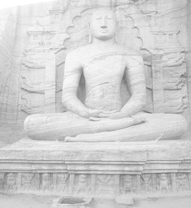 lord buddha.jpg