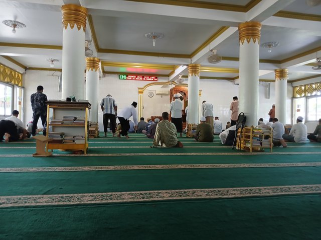1000180512.jpg