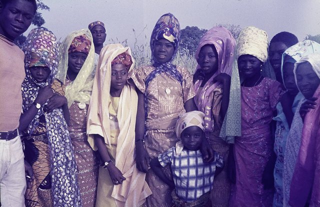 ASC_Leiden_-_Rietveld_Collection_-_Nigeria_1970_-_1973_-_01_-_020_Toro_College._Polygamy._Driver_(in_the_background)_marries_his_third_wife_-_Toro.jpg