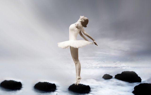 ballerina-3055155_960_720.jpg