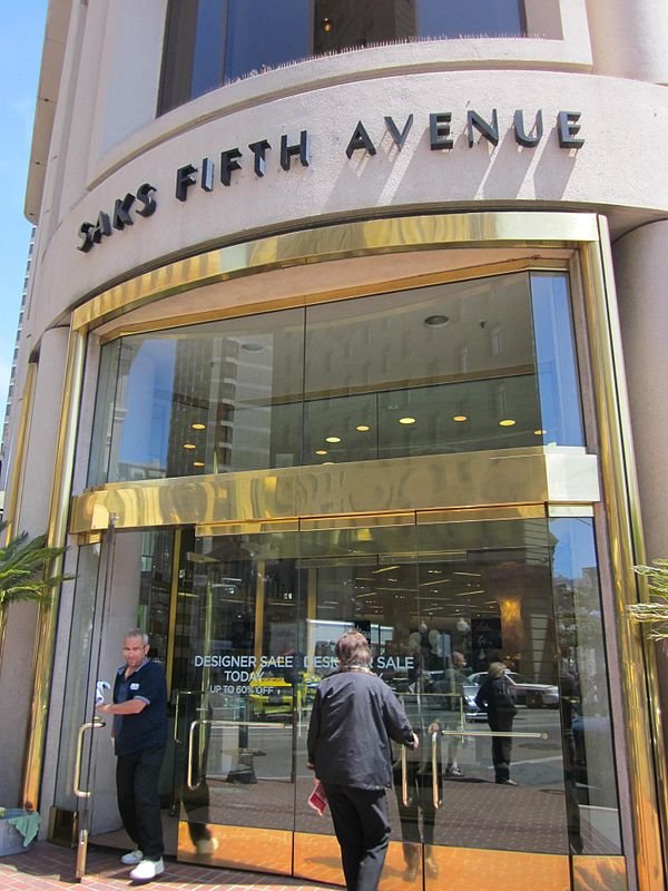 Saks_Fifth_Avenue_SF_main_entrance.JPG